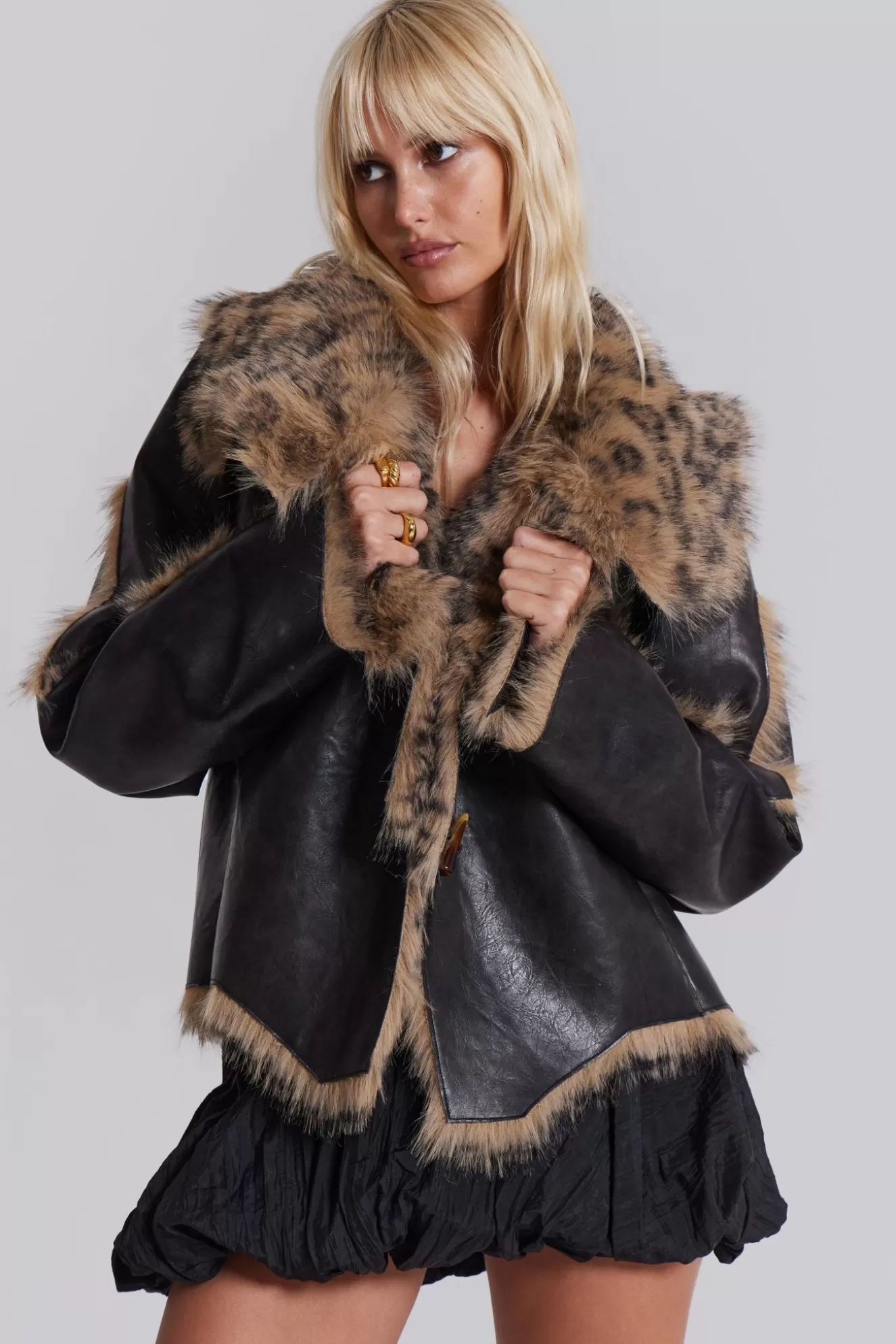 New Seone Faux Fur Jacket Women Outerwear