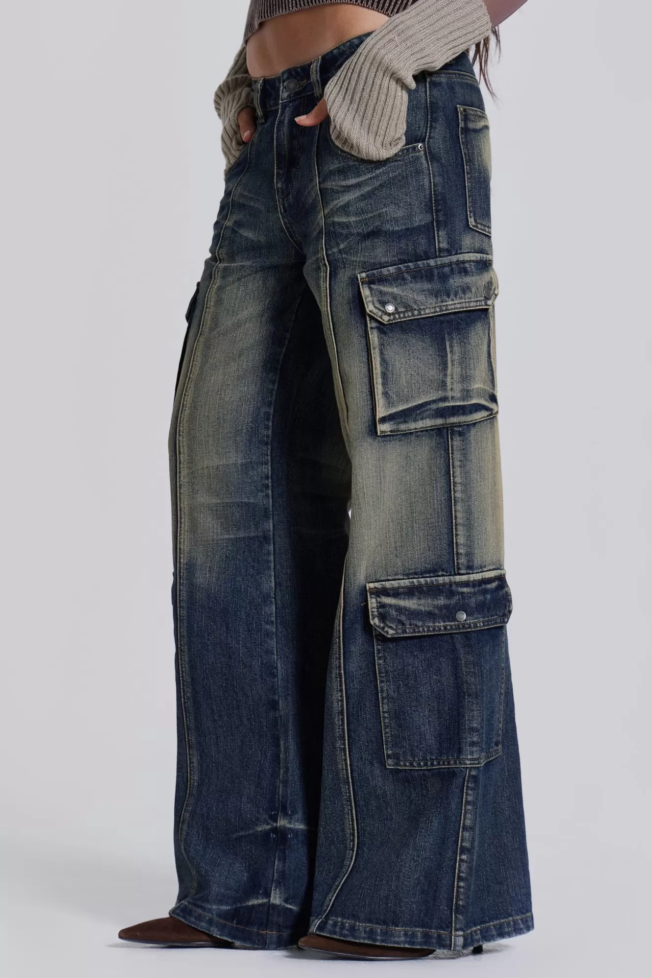 New Tundra Cargo Jeans Women Jeans